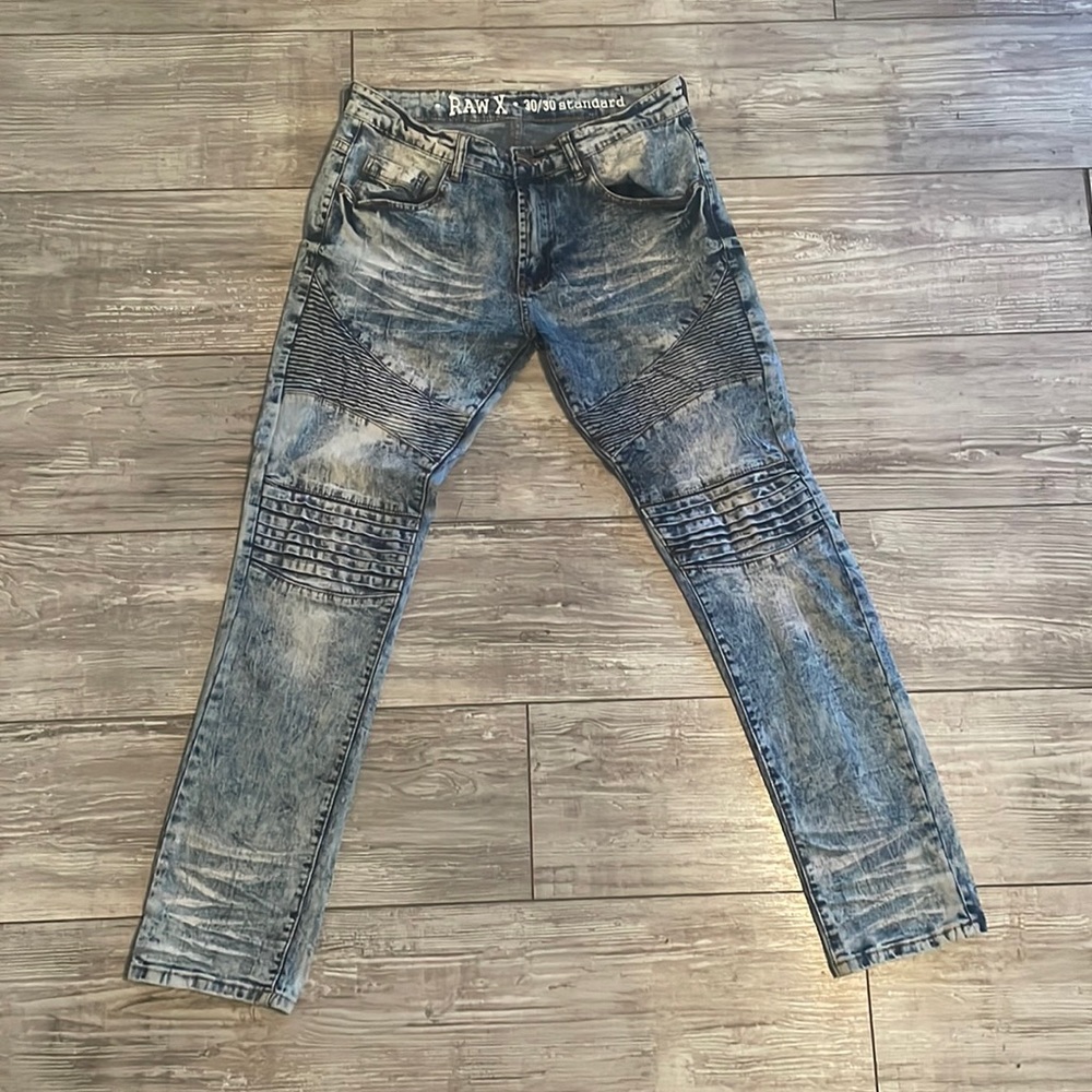 Never worn